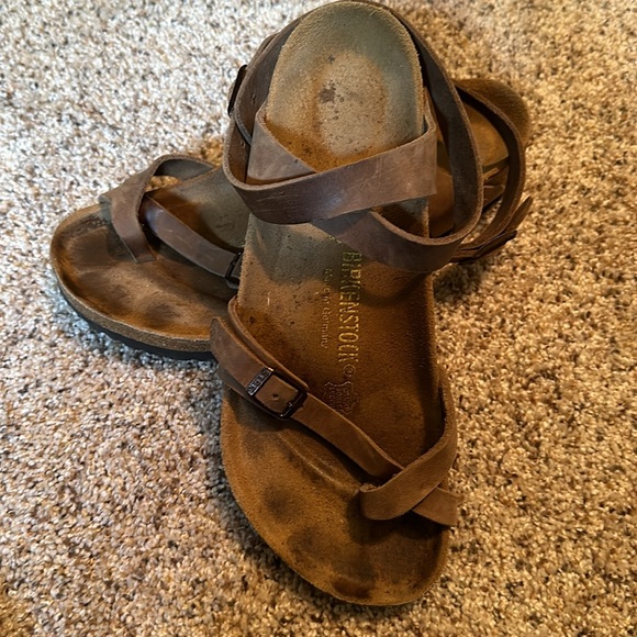 Birkenstock sandals with ankle strap - Picture 5 of 6